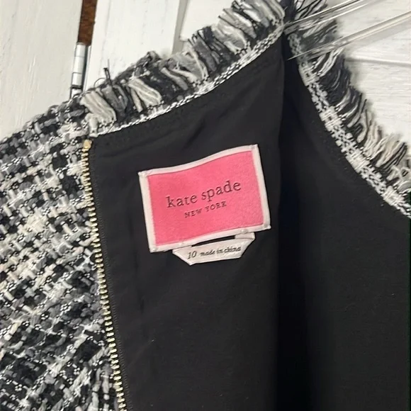 KATE SPADE l Flutter Sleeve Tweed Dress Black White Pockets Size 10 / Medium* - Picture 4 of 14